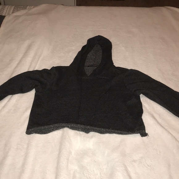 Brandy Melville crop top hoodie - Picture 1 of 2